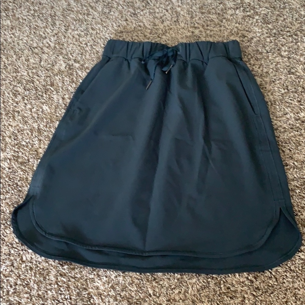 Lululemon Skirt Size 4